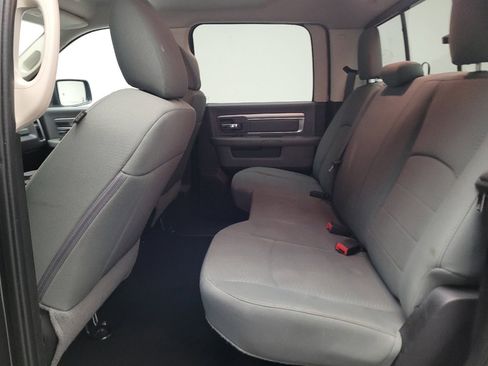 Used 2019 RAM 1500 Classic SLT AWD/4WD image 18