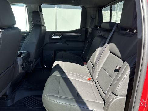 New 2026 Chevrolet Silverado 1500 LT Trail Boss w/ Convenience Package II image 34