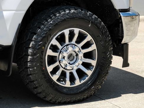 Used 2021 Ford F250 Lariat w/ Lariat Value Package AWD/4WD image 60