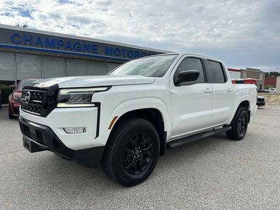 Used 2023 Nissan Frontier SV w/ Midnight Edition Package