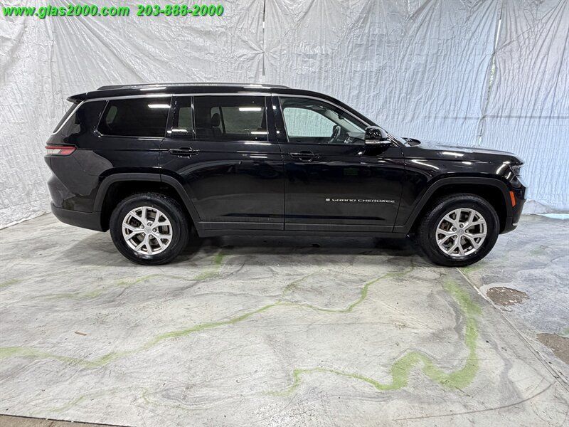 Used 2021 Jeep Grand Cherokee L Limited AWD/4WD image 14