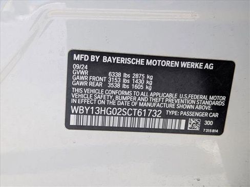 Certified 2025 BMW i5 xDrive40 w/ M Sport Package image 14