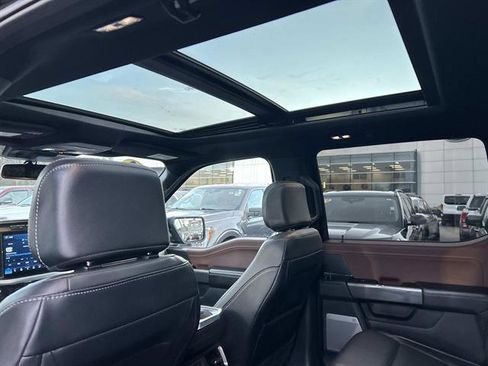 Used 2022 Ford F150 Lariat w/ Equipment Group 502A High image 13