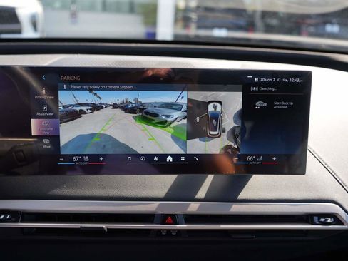 Used 2026 BMW iX xDrive45 w/ Premium Package image 21