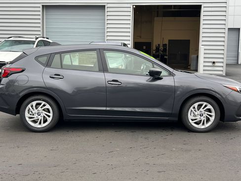 New 2025 Subaru Impreza 2.0i image 3