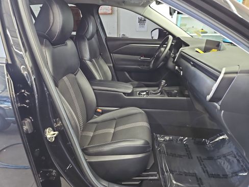 Used 2024 MAZDA CX-50 AWD 2.5 S w/ Premium Package image 10