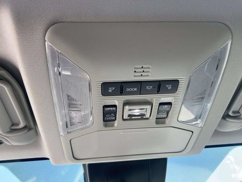 Used 2025 Toyota RAV4 XLE Premium FWD image 27