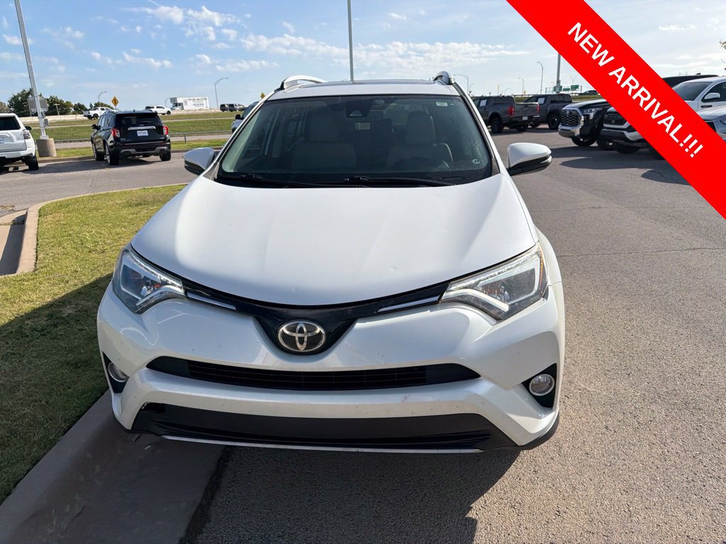 Used 2017 Toyota RAV4 Limited AWD/4WD image 2