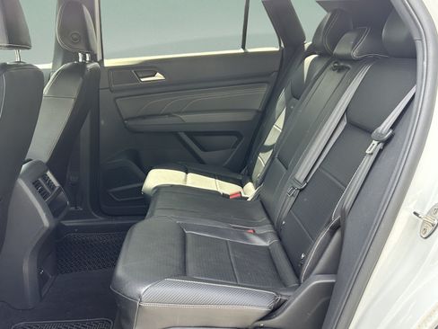 Used 2021 Volkswagen Atlas Cross Sport SEL R-Line FWD image 26