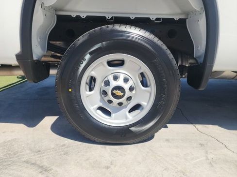 Used 2025 Chevrolet Silverado 2500 W/T w/ WT Convenience Package RWD image 17