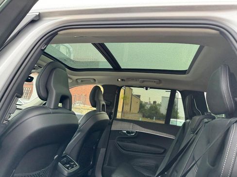 Used 2021 Volvo XC90 T6 Inscription w/ Protection Package Premier image 11