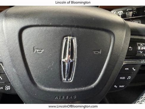 Used 2019 Lincoln Navigator L Reserve image 40