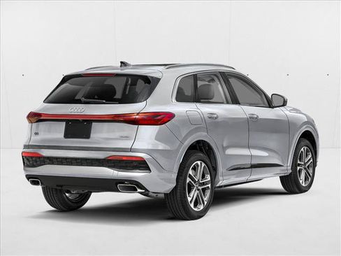 New 2026 Audi Q5 Premium AWD/4WD image 2