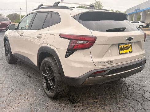 New 2026 Chevrolet Trax ACTIV FWD image 7