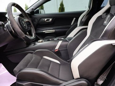 Used 2021 Ford Mustang Shelby GT500 w/ Technology Package RWD image 14