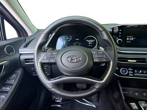 Used 2023 Hyundai Sonata Limited FWD image 12