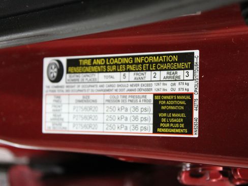 Used 2017 Nissan Titan SL w/ SL Towing Convenience Package RWD image 43