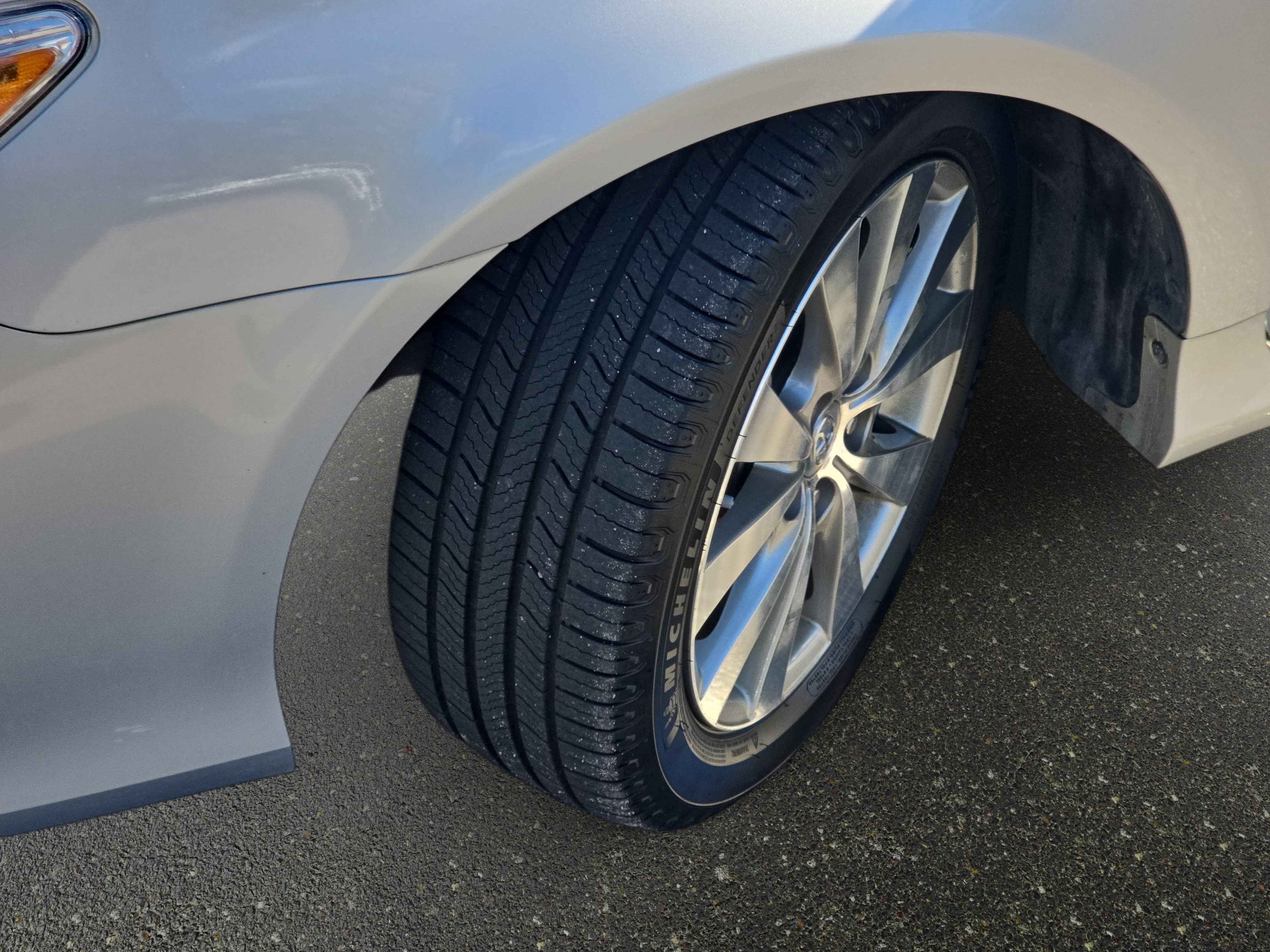 Used 2012 Toyota Avalon Limited FWD image 32