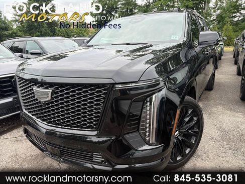 Used 2025 Cadillac Escalade ESV Sport Platinum w/ LPO, ONYX Package AWD/4WD image 1