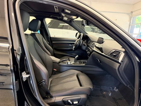 Used 2018 BMW 330i Sedan RWD image 23