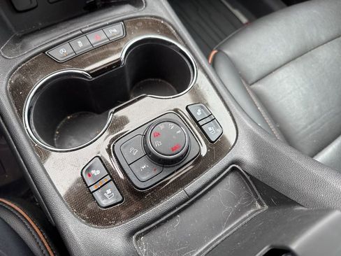 Used 2023 GMC Acadia AT4 w/ Technology Package image 24