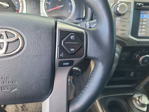 Used 2016 Toyota 4Runner SR5 image 14