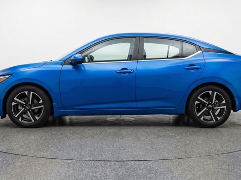 Used 2025 Nissan Sentra SV FWD image 5