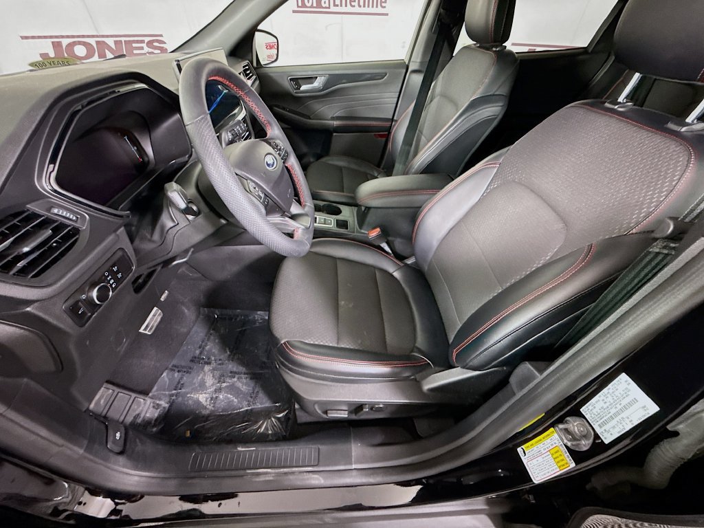 Used 2023 Ford Escape ST-Line w/ Tech Pack #1 FWD image 23