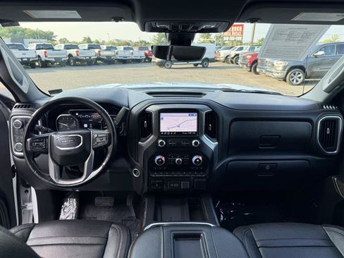 Used 2020 GMC Sierra 1500 Denali w/ Denali Ultimate Package AWD/4WD image 24