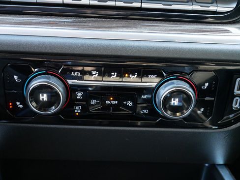 Used 2023 Chevrolet Silverado 1500 RST w/ Redline Edition image 23