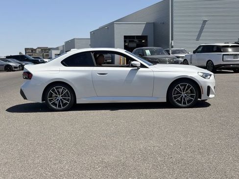 Used 2026 BMW 230i Coupe w/ Convenience Package RWD image 5