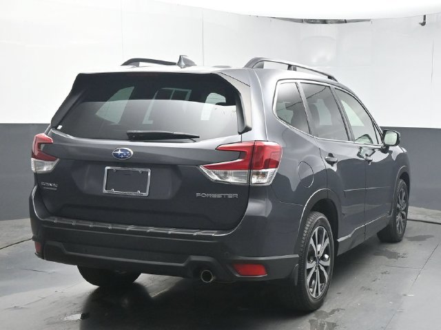 Used 2021 Subaru Forester Limited AWD/4WD image 7