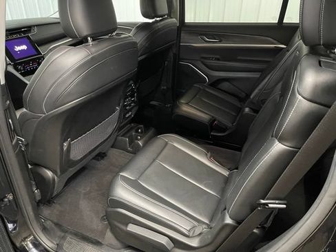 Used 2021 Jeep Grand Cherokee L Limited AWD/4WD image 18