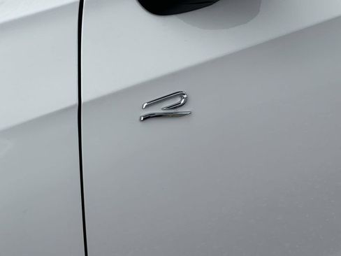 New 2026 Volkswagen Golf image 9