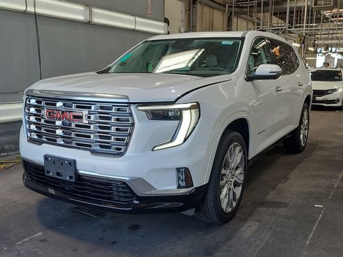 Used 2025 GMC Acadia Denali w/ Super Cruise Package AWD/4WD image 1