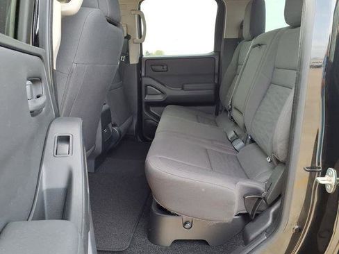 Used 2022 Nissan Frontier S w/ Technology Package AWD/4WD image 19