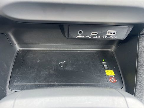 Certified 2024 Subaru Crosstrek 2.5i Limited image 17