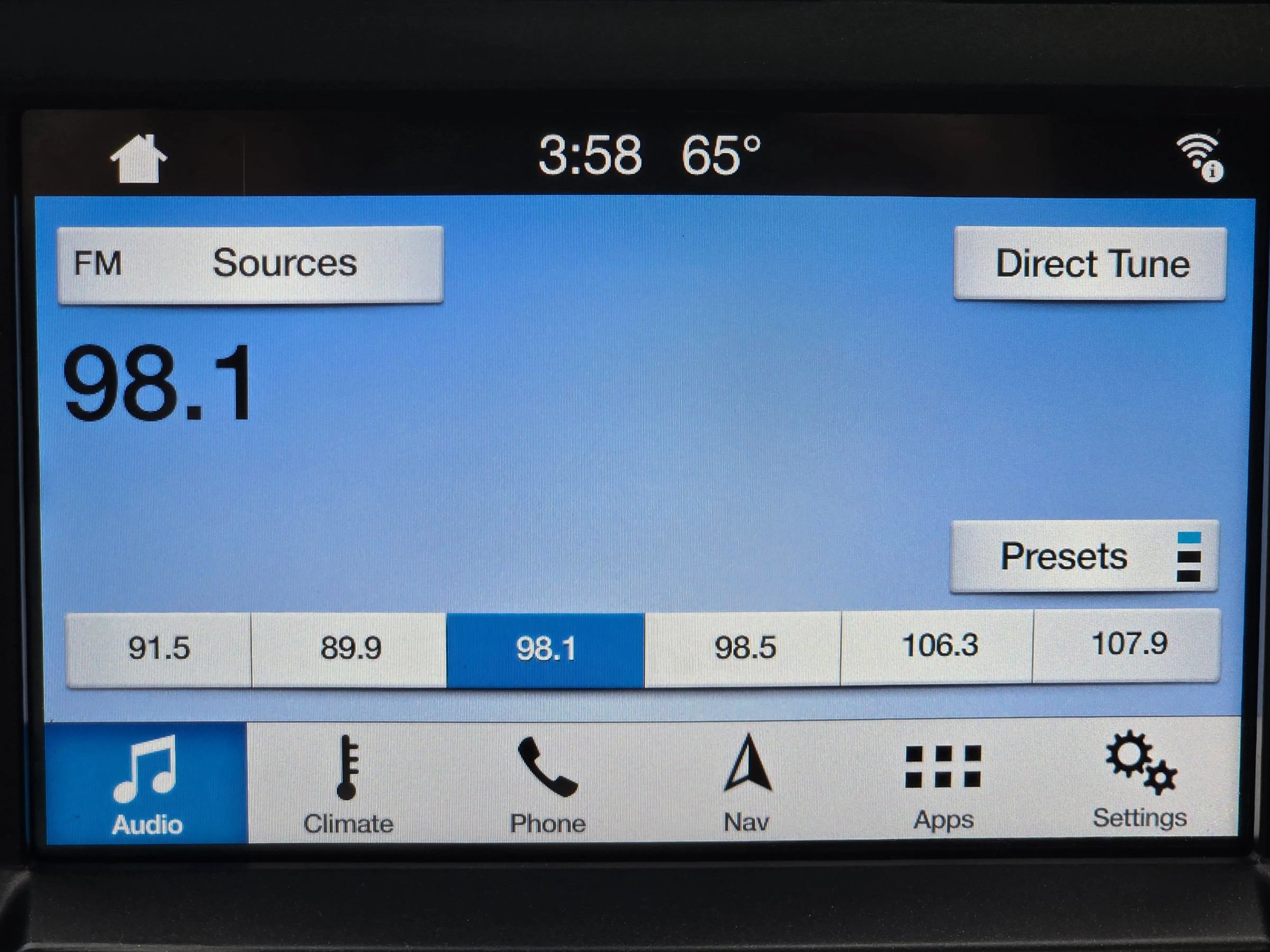 Used 2019 Ford F250 Platinum w/ Platinum Ultimate Package AWD/4WD image 32