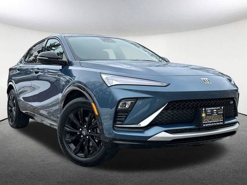 Used 2025 Buick Envista Sport Touring w/ Convenience I Package image 2