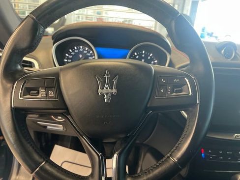Used 2018 Maserati Ghibli S Q4 AWD/4WD image 13