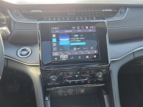 Used 2024 Jeep Grand Cherokee L Laredo w/ Luxury Tech Group I image 18