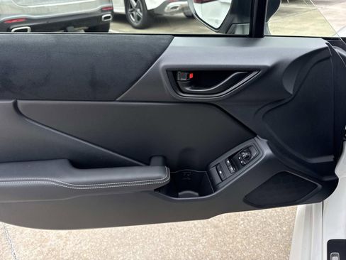Used 2025 Toyota GR86 Premium RWD image 18