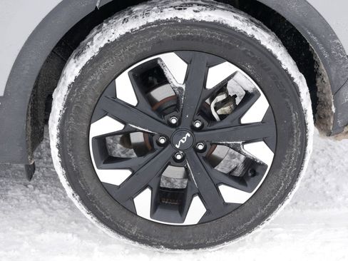 Certified 2023 Kia Sportage X-Line image 5