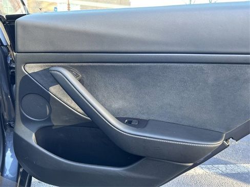 Used 2023 Tesla Model 3 Standard Range image 20