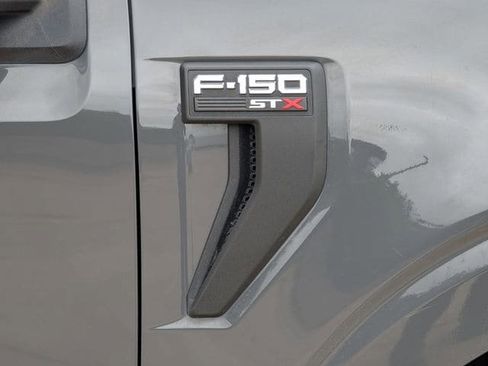 Used 2021 Ford F150 XL w/ STX Appearance Package RWD image 10
