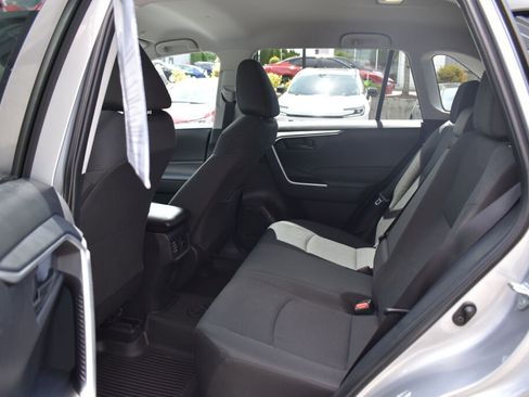 Certified 2025 Toyota RAV4 LE AWD/4WD image 20