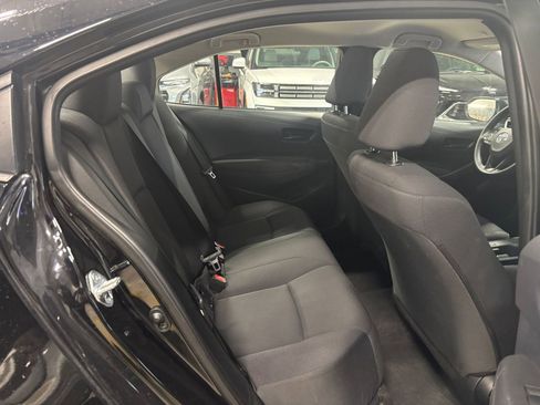 Used 2025 Toyota Corolla LE image 37