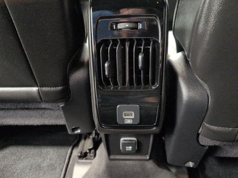 Used 2023 Jeep Compass Latitude AWD/4WD image 48
