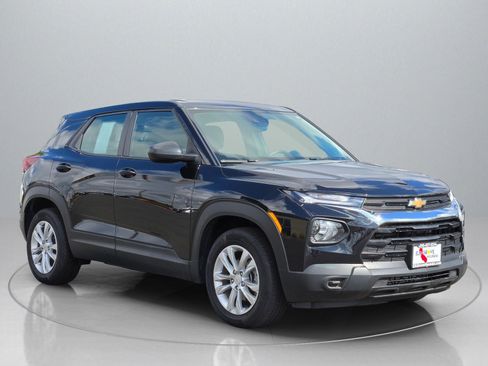 Used 2023 Chevrolet TrailBlazer LS image 10