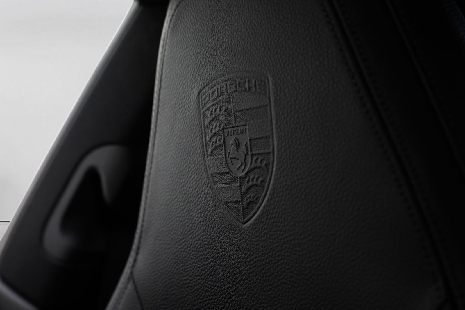 Used 2021 Porsche 911 Carrera RWD image 17